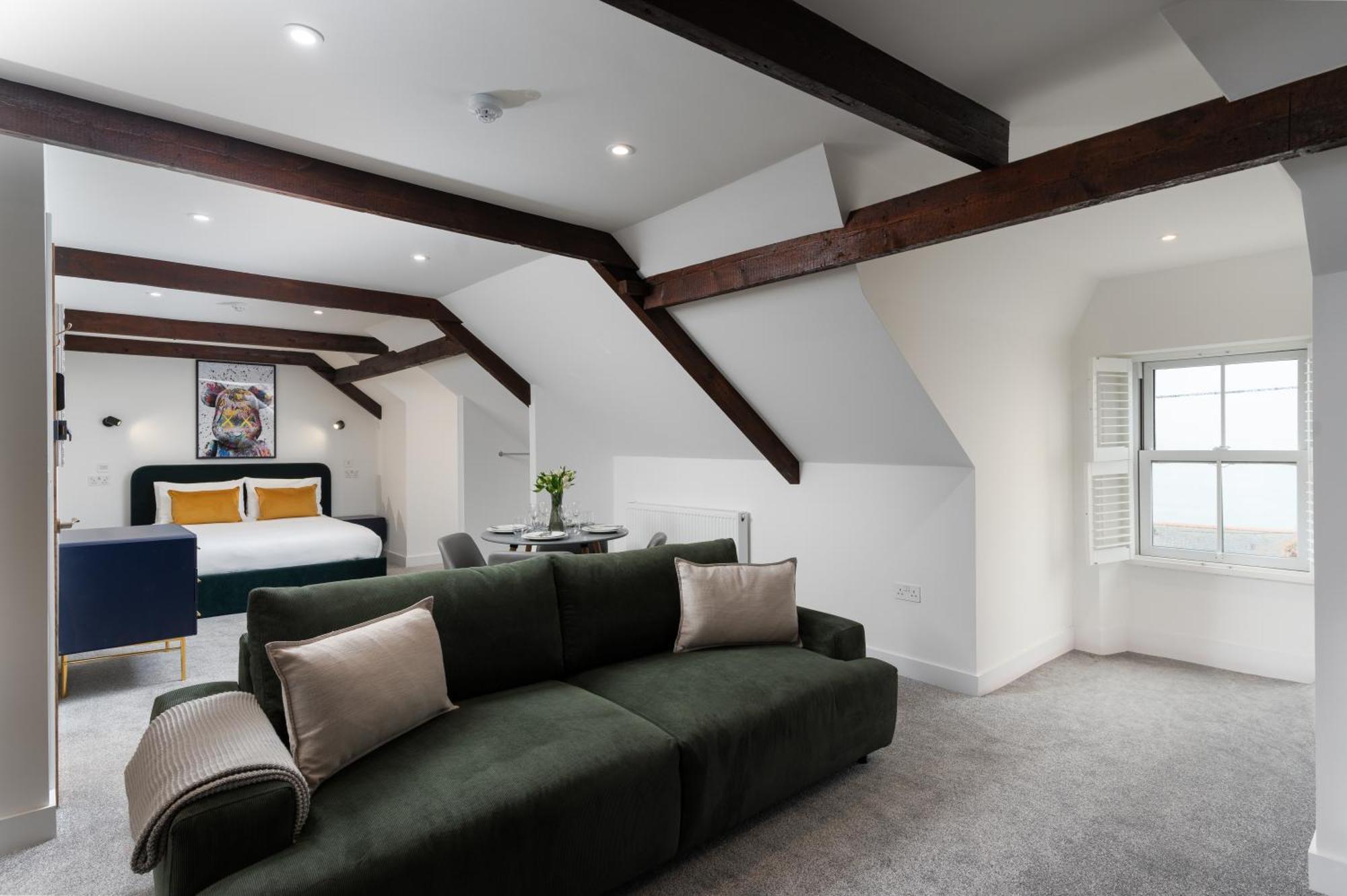 Luxury Modern Suite In Marazion With Parking 외부 사진